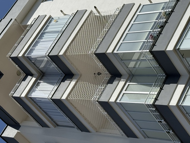 Bina Dış Cephe V-Balkon Koruma Filesi